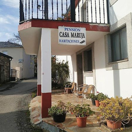 Pension Casa Maruja Castromayor Bagian luar foto