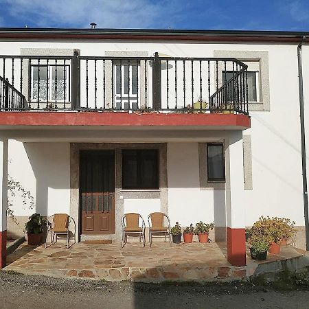 Pension Casa Maruja Castromayor Bagian luar foto