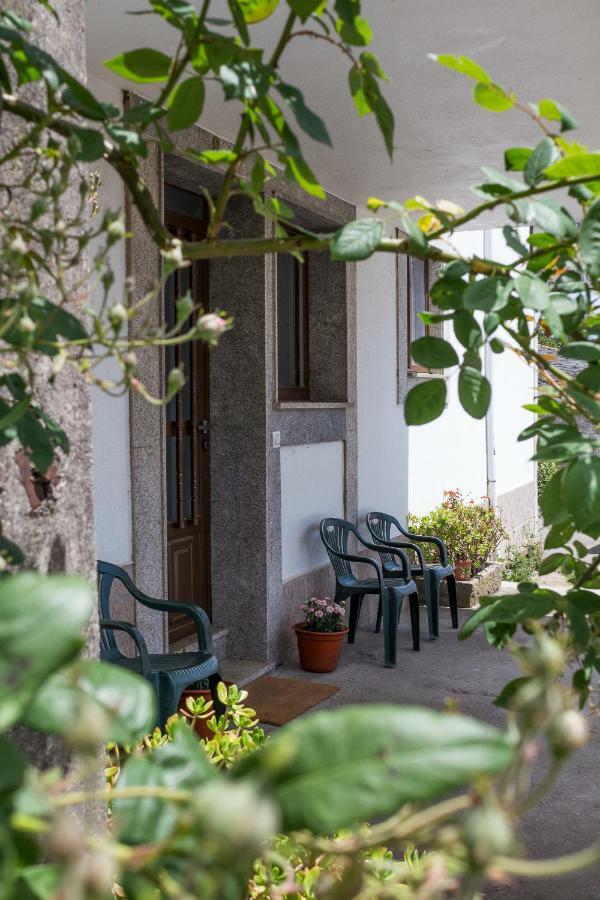Pension Casa Maruja Castromayor Bagian luar foto